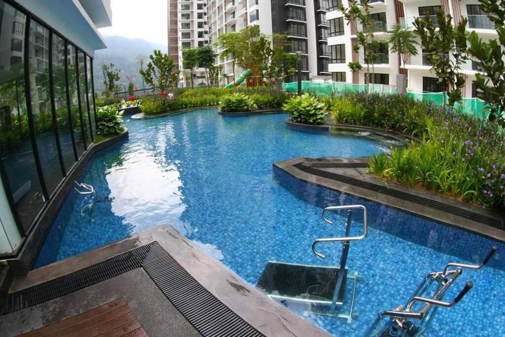 Premier Suite Cozy Home Midhills Genting 6-10 Pax Free Wifi Genting Highlands Exterior photo