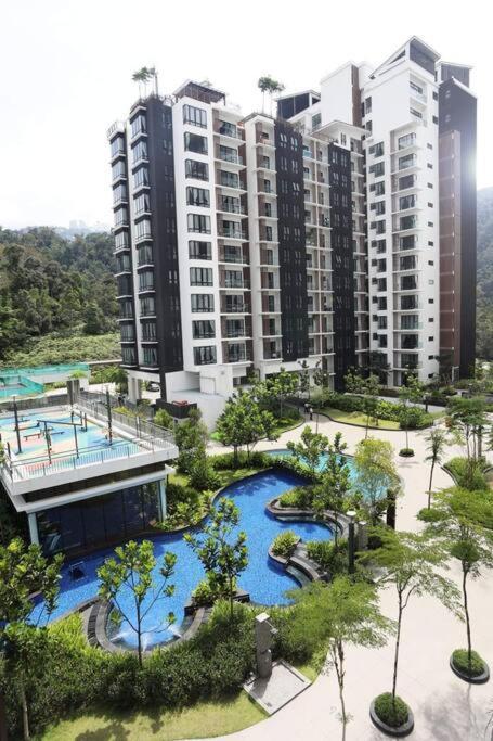 Premier Suite Cozy Home Midhills Genting 6-10 Pax Free Wifi Genting Highlands Exterior photo