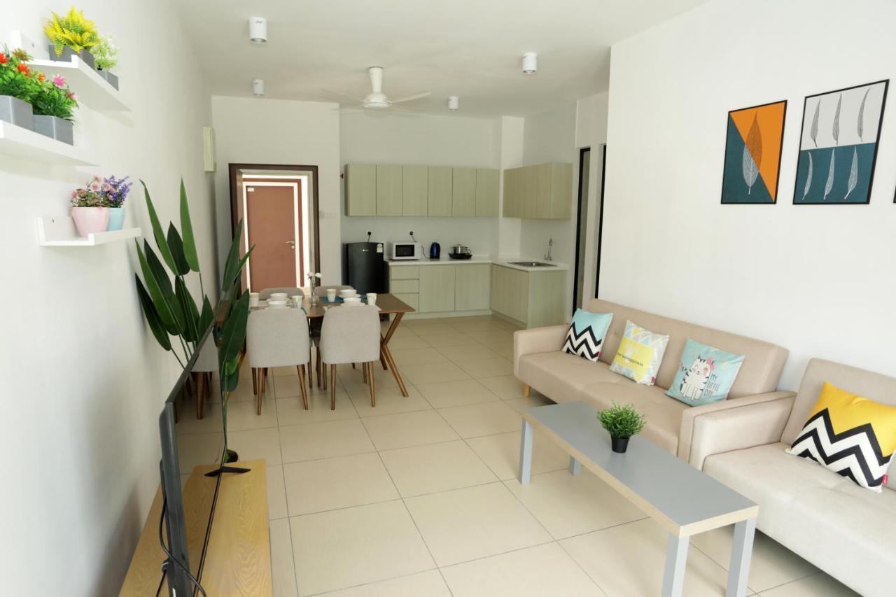 Premier Suite Cozy Home Midhills Genting 6-10 Pax Free Wifi Genting Highlands Exterior photo