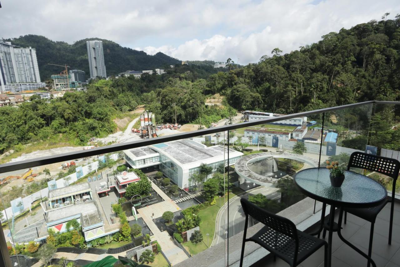 Premier Suite Cozy Home Midhills Genting 6-10 Pax Free Wifi Genting Highlands Exterior photo