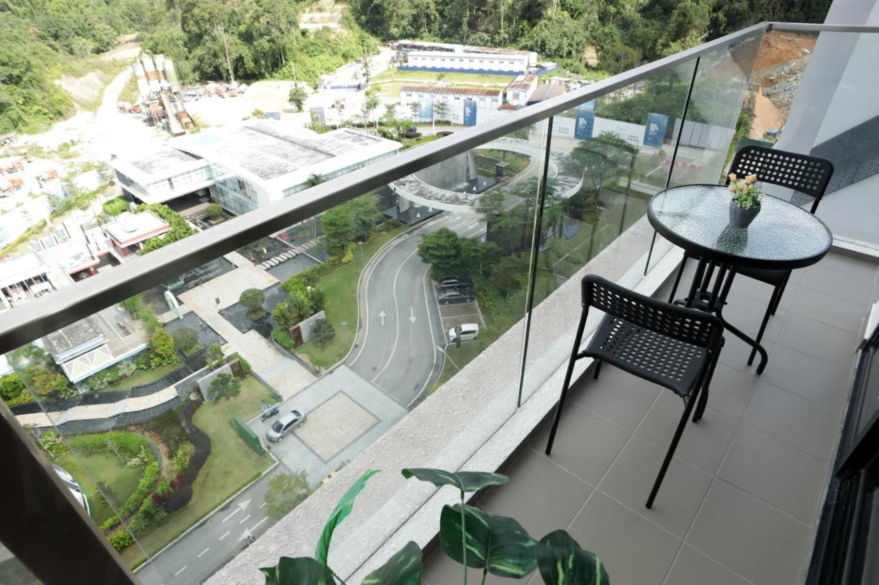 Premier Suite Cozy Home Midhills Genting 6-10 Pax Free Wifi Genting Highlands Exterior photo